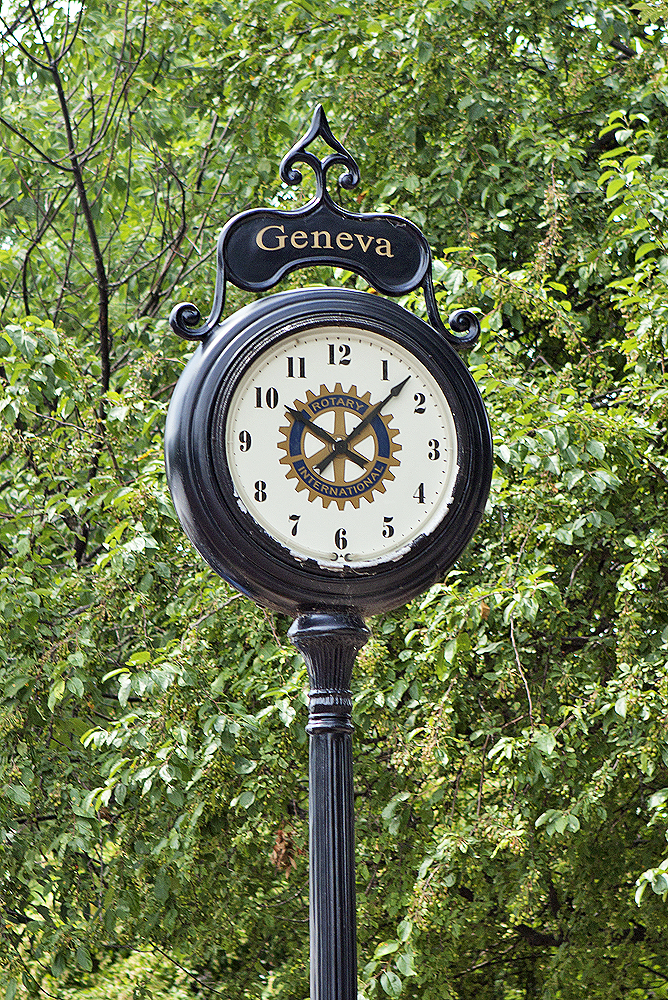 Rotary clock, Geneva, IL