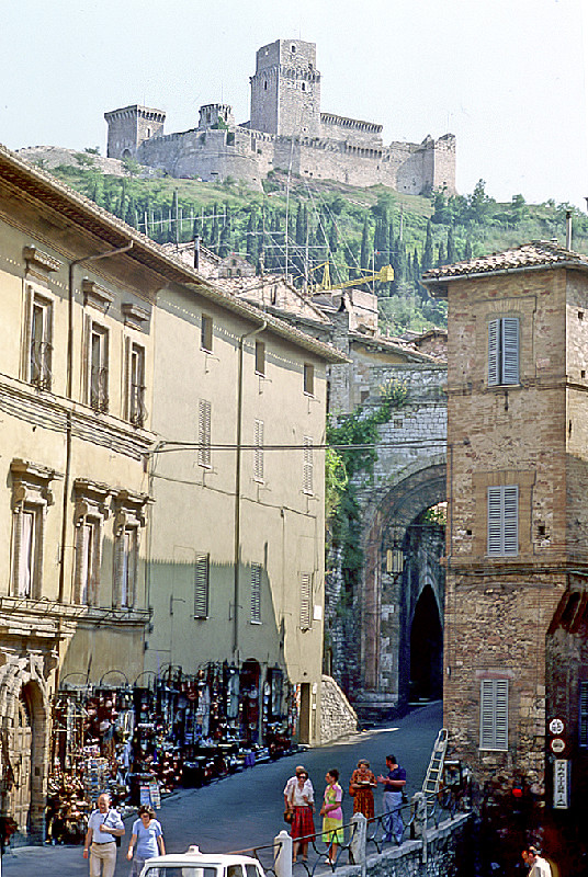 Shops below the Church of Assisi