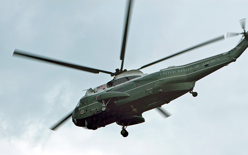 Lifting off the south lawn of the White House