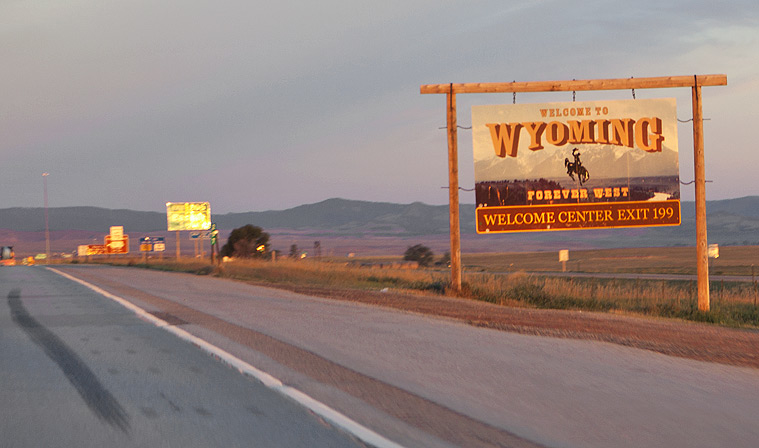 Guess as where to the sign SD to WY wa
