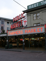 Pike Place Market, 6:14am - Not much action