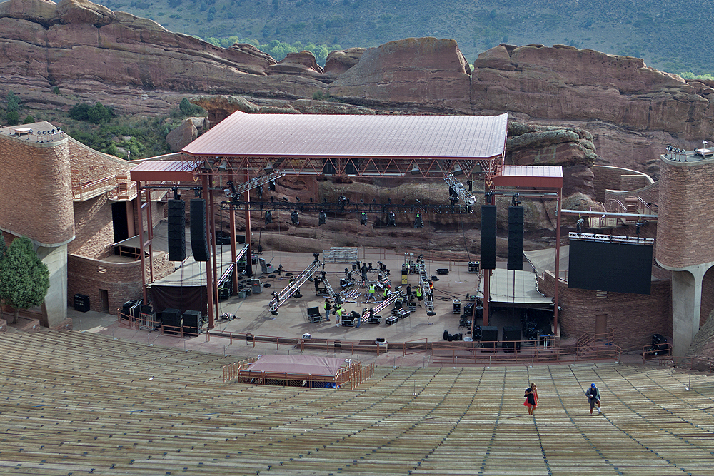 Set up - rocks right and left, and behind the stadium