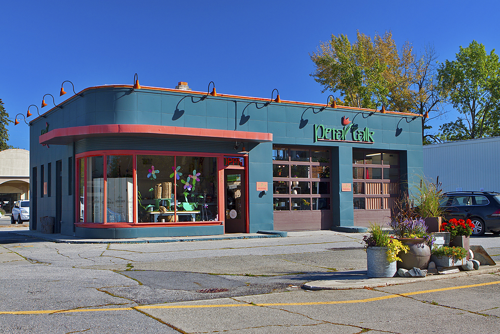 Gas station => Florist. Kind of brilliant....